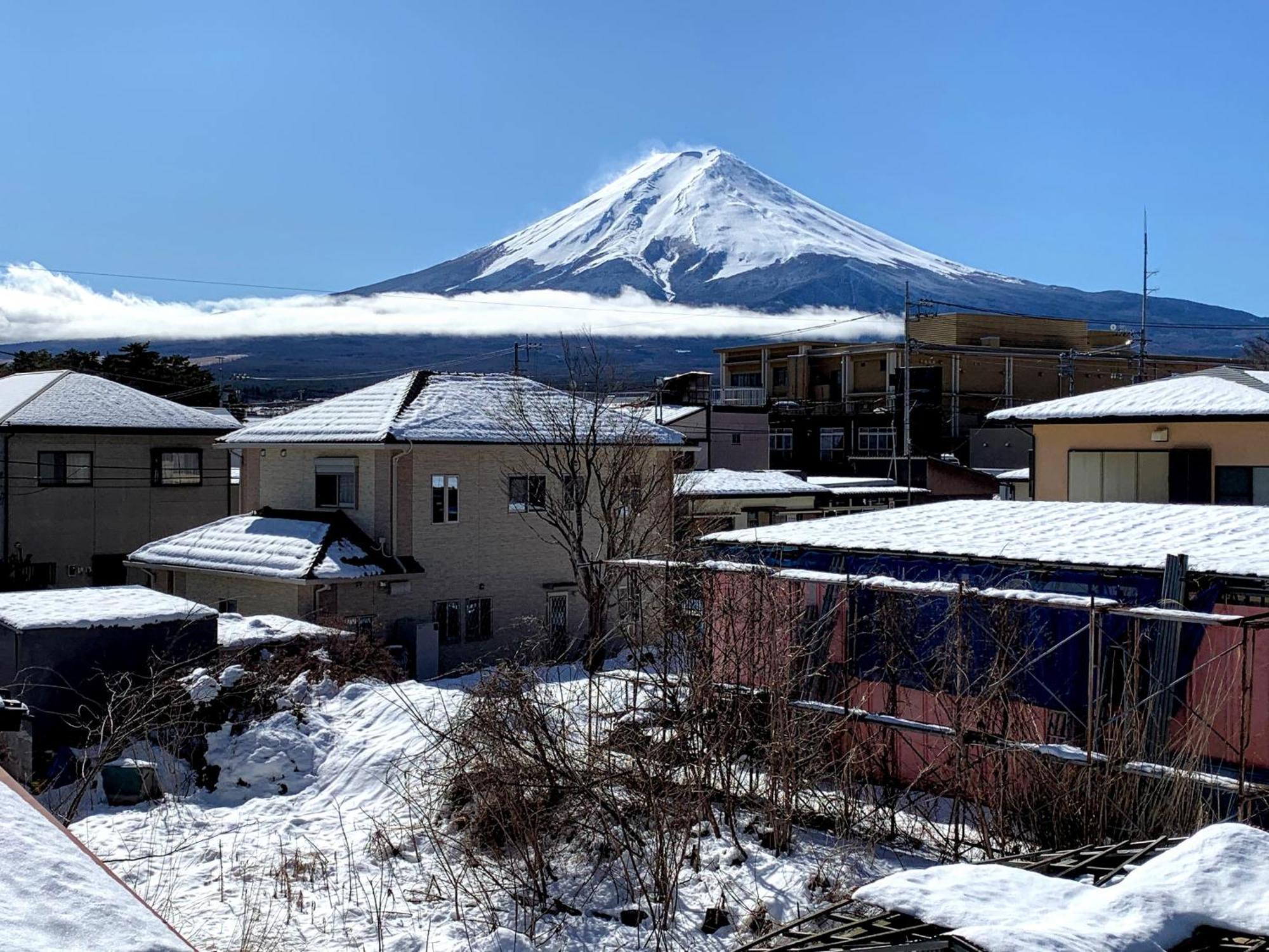 Asahi Guest House Fujiyoshida Exterior photo